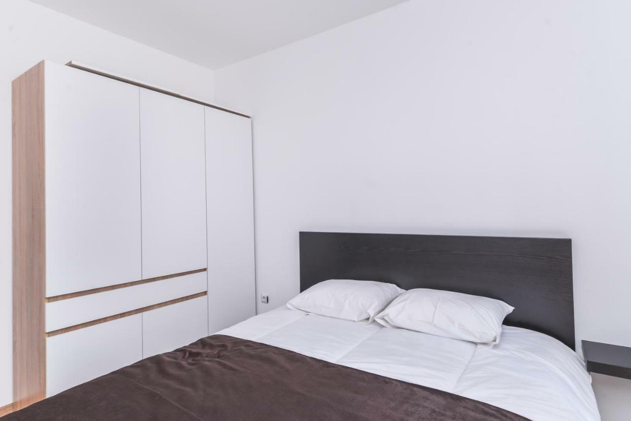 Cinecitta - One Bedroom Lion'S Bridge Apartment Sofia Ngoại thất bức ảnh